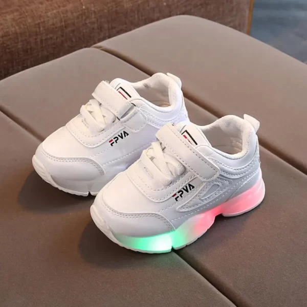 CHILD SNEAKERS WITH LIGHT