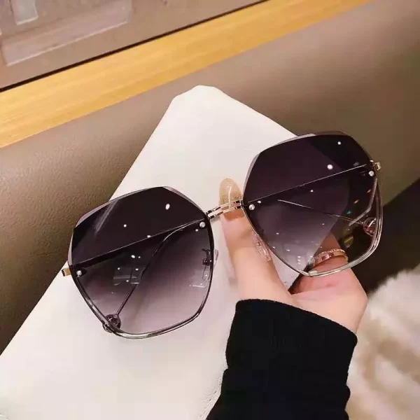 Gradient Fashion Sun Glass