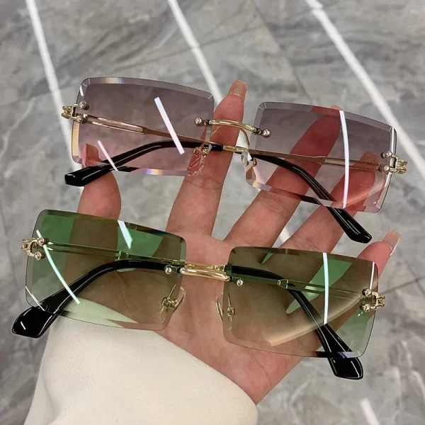 Traveling Sunglass for Women